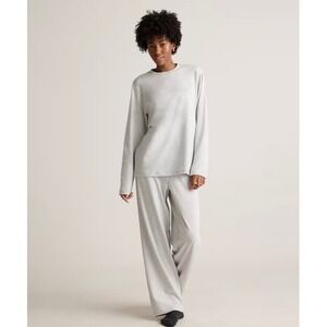 Quince Dream Lounge pajamas set! 057